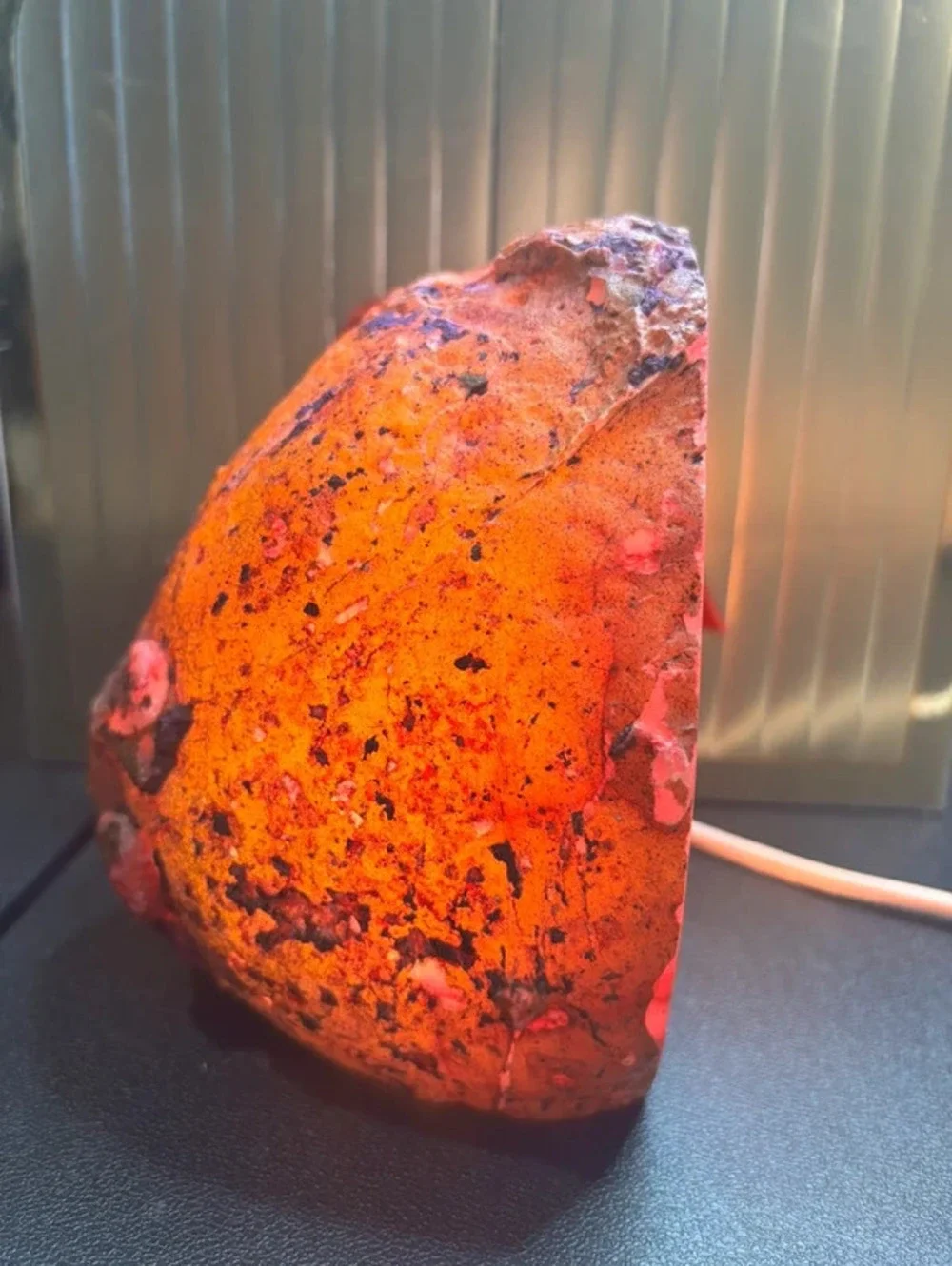 Natural Pink Agate Slice Geode Crystal Accent Table Lamp
